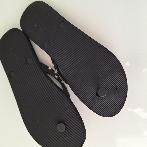 Sparkly skulls flip-flops - Picture 2 of 2